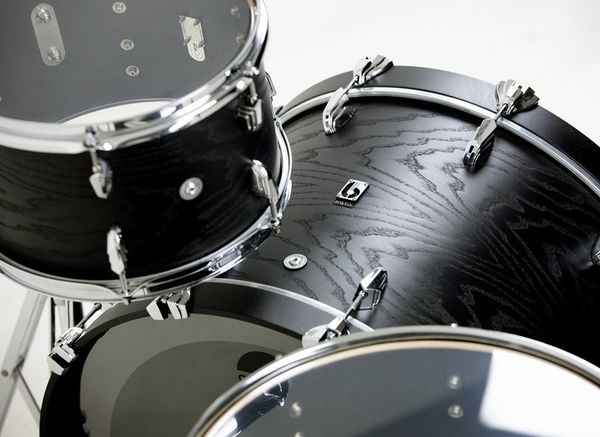 BDC Raven Fusion 22" 4pc Shell Pack - Black Satin Ash
