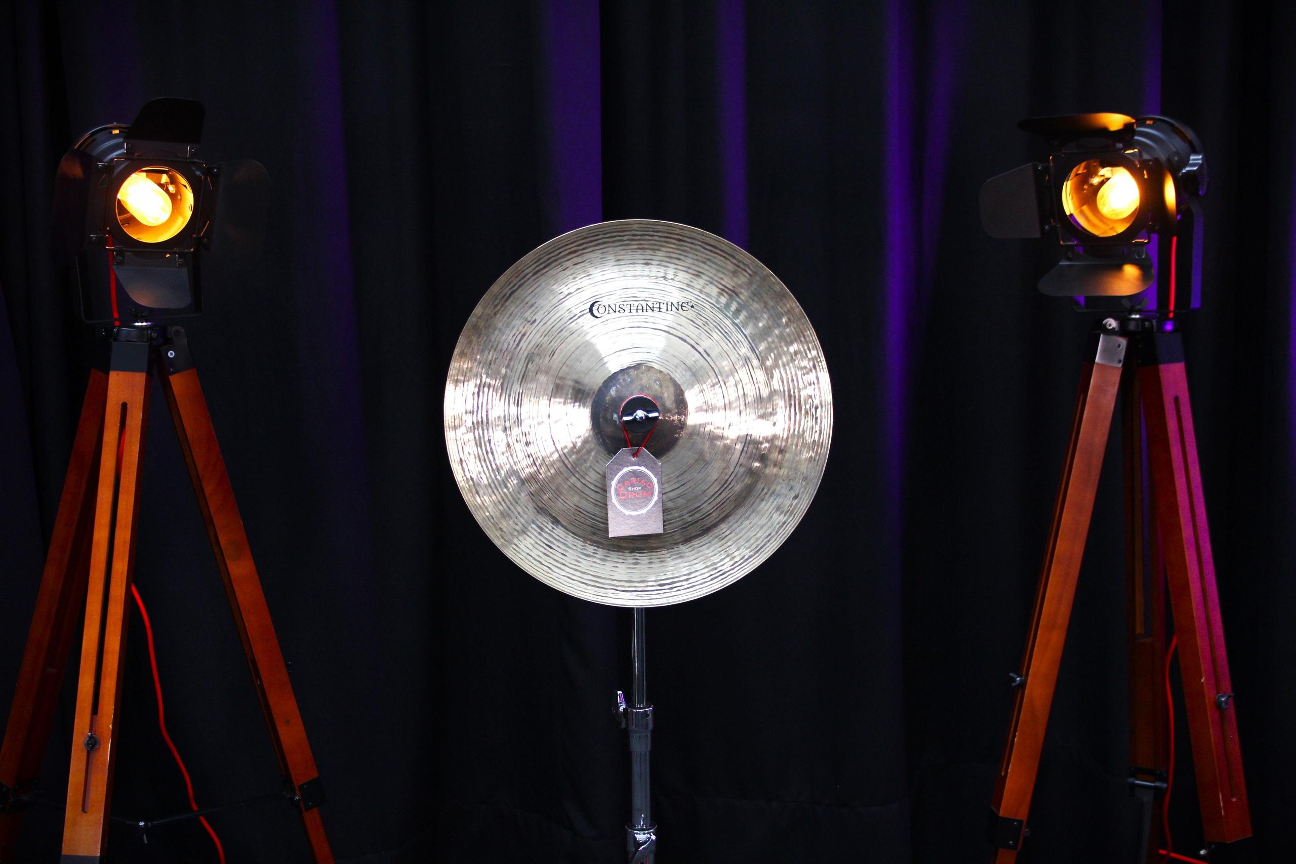 Constantine Hand Hammered Black Pearl Series 15" Thin China