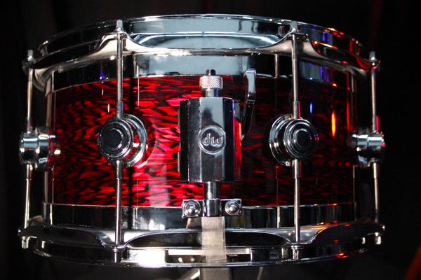 Dw 13'' x 7''Collector's Series Maple Shell Snare Drum - Red Silk
