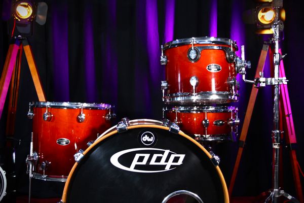 DW PDP Pacific FX Series 4pc 22” Shell Pack - Tobacco Fade