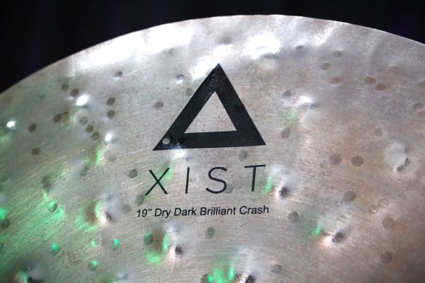 Istanbul Agop Xist 19'' Dry Dark Brilliant Crash