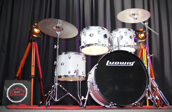 Ludwig Accent Fuse 20" 5pc Converted Low Volume Practice Kit - Silver Sparkle
