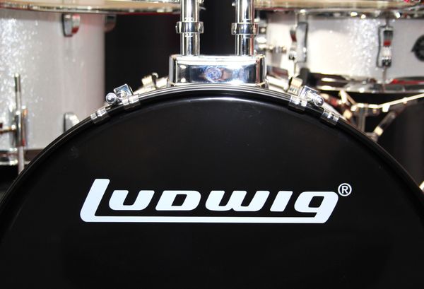 Ludwig Accent Fuse 20" 5pc Converted Low Volume Practice Kit - Silver Sparkle