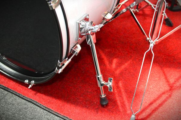Ludwig Accent Fuse 20" 5pc Converted Low Volume Practice Kit - Silver Sparkle