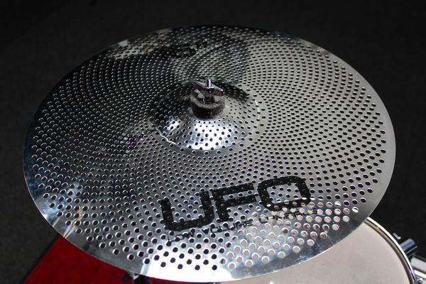 Ludwig Accent Fuse 20" 5pc Converted Low Volume Practice Kit - Silver Sparkle
