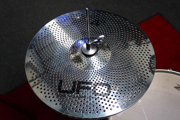 Ludwig Accent Fuse 20" 5pc Converted Low Volume Practice Kit - Silver Sparkle
