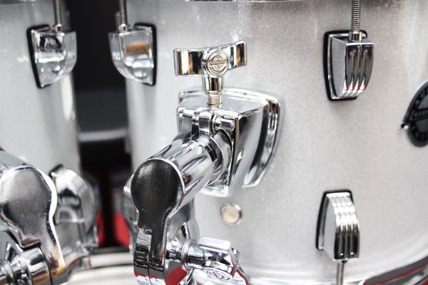 Ludwig Accent Fuse 20" 5pc Drum Kit - Silver Sparkle