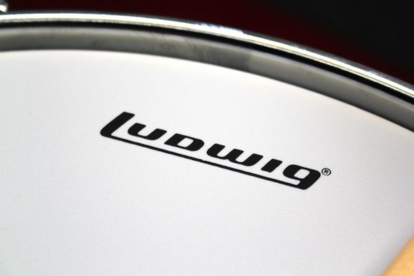 Ludwig Accent Fuse 20" 5pc Drum Kit - Silver Sparkle
