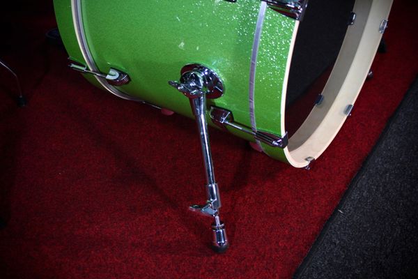 Ludwig Element Evolution 5pc 20” Drum Kit w/ Hardware & Cymbals - Mint Sparkle