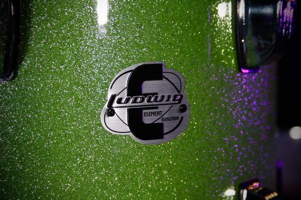 Ludwig Element Evolution 5pc 20” Drum Kit w/ Hardware & Cymbals - Mint Sparkle
