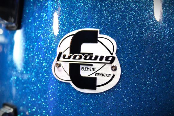 Ludwig Element Evolution 5pc Drum Kit w/ Cymbals & Hardware - Blue Sparkle