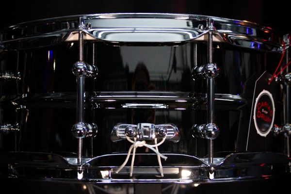 Ludwig Universal Series 14” x 5.5” Black Nickel Over Brass Snare Drum
