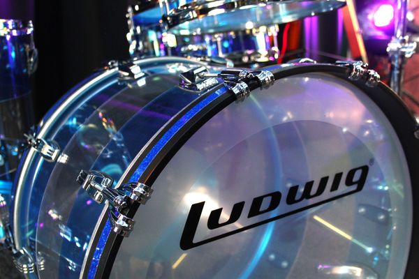 Ludwig Vistalite 50th Anniversary Acrylic 22" Shell Pack - Blue Clear Blue