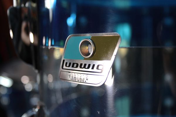 Ludwig Vistalite 50th Anniversary Acrylic 22" Shell Pack - Blue Clear Blue