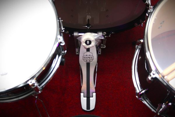 Mapex Comet Fusion 18" 5pc Drum Kit w/hardware - Dark Black