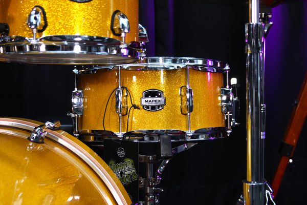 Mapex Mars Birch 22" Drum Kit w/ Hardware & Cymbals - Sunflower Sparkle