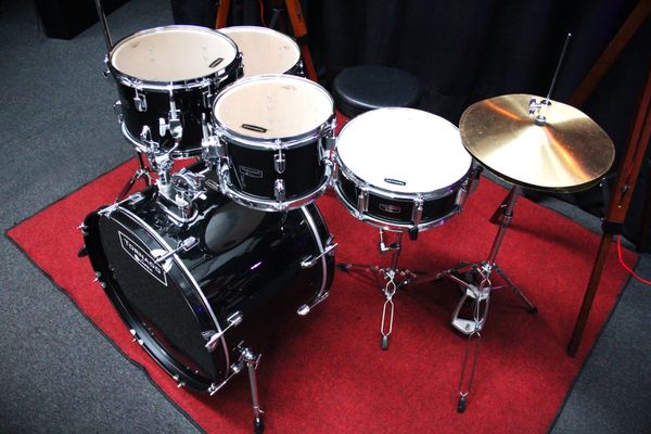 Mapex Tornado 5pc Drum Kit - Black