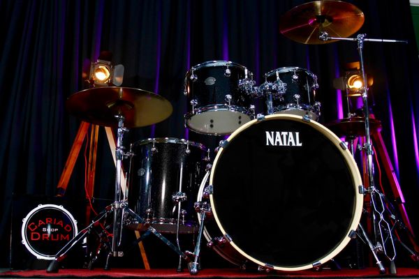 Natal Arcadia 5pc 22” Drum Kit w/Hardware - Black Sparkle