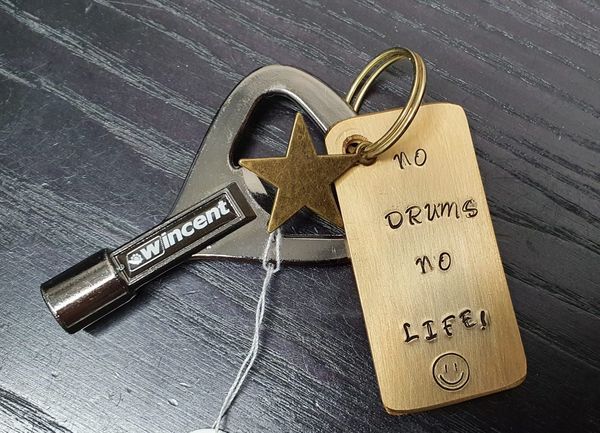 'NO DRUMS NO LIFE' Solid Metal Plate Key-ring