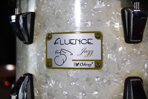 Odery Fluence Jazz 20" 4pc Drum Kit w/ Hardware - White Marine Pearl