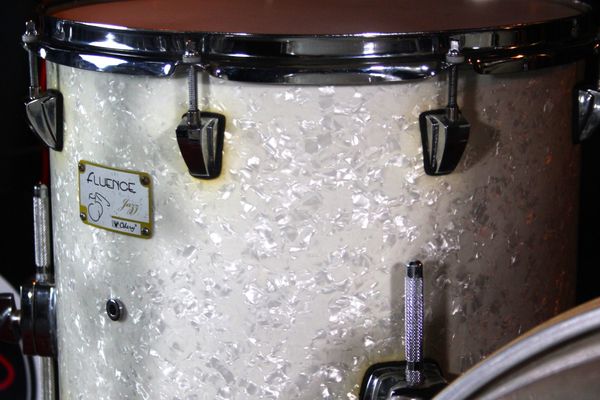 Odery Fluence Jazz 20" 4pc Drum Kit w/ Hardware - White Marine Pearl