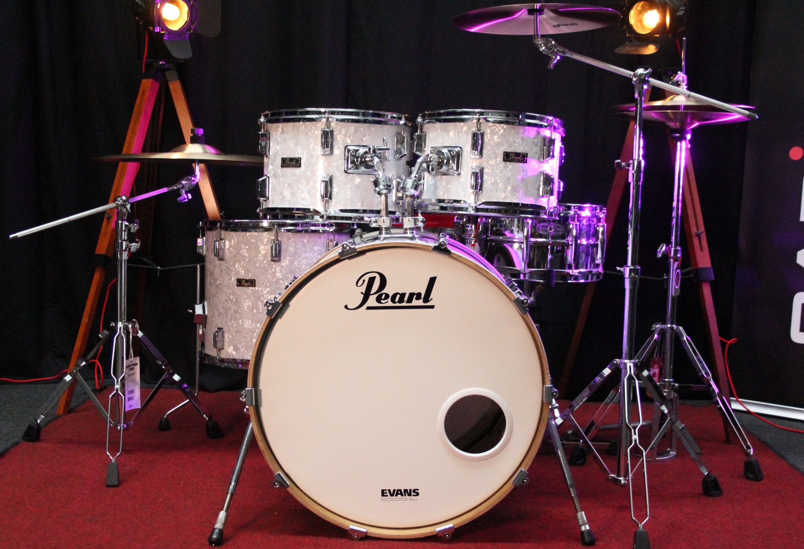 Pearl Fibreskin 4pc 22'' - White Marine Pearl