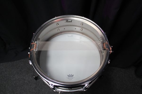 Pearl Modern Utility 14" x 5.5" Snare Drum - Textured Steel