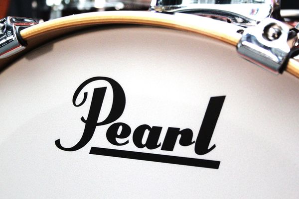 Pearl Vision Maple 22" 4pc Shell Pack- Volcanic Burst