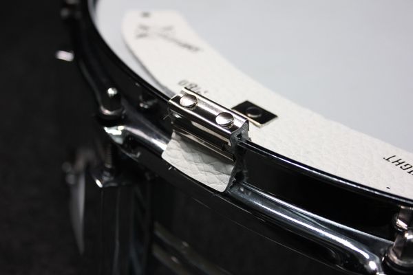 Snareweight M-80 Magnetic Medium to Heavy Drum Damper - White