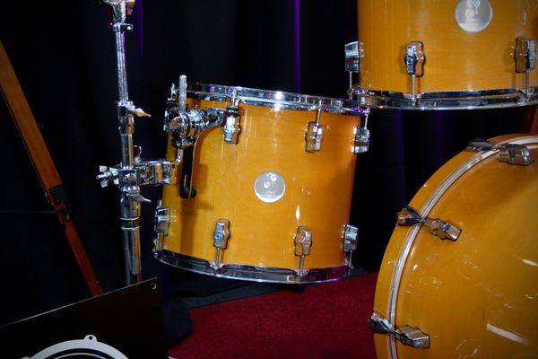 Sonor Force 3005 4pc 22” Full Maple Shell Pack
