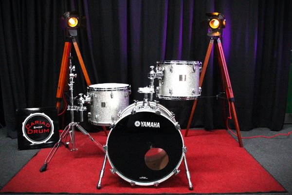 Yamaha Maple Custom Absolute 3pc 20'' Shell Pack - Silver Glitter