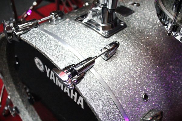 Yamaha Maple Custom Absolute 3pc 20'' Shell Pack - Silver Glitter