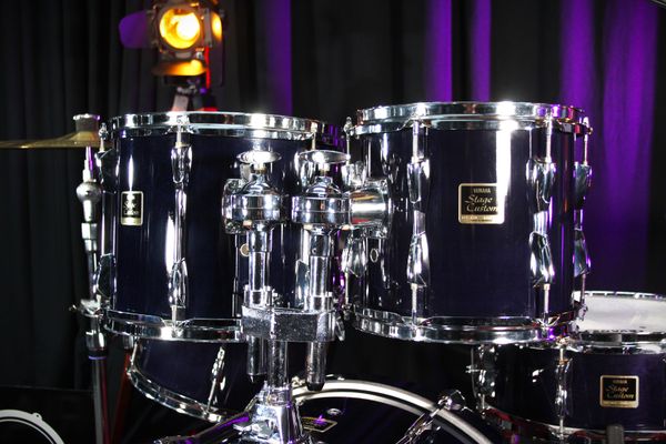 Yamaha Stage Custom 22'' 5pc Drum Kit w/hardware - Navy Blue
