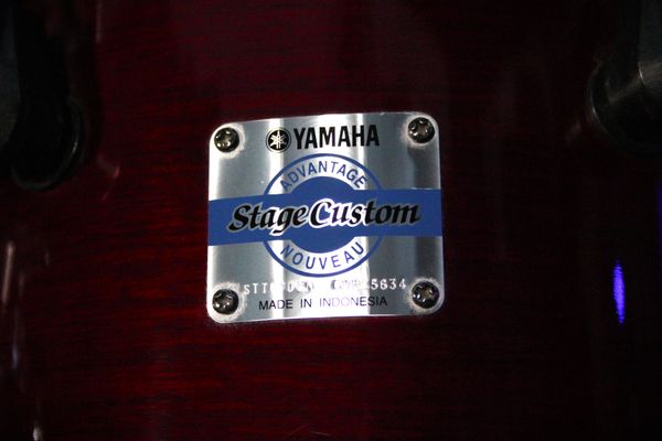 Yamaha Stage Custom Advantage Nouveau 4pc Shell Pack - Cranberry Red